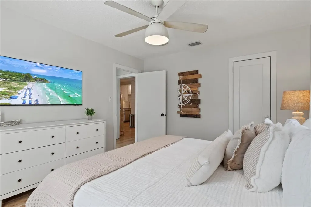 326 S Lime Avenue Sarasota FL 34237