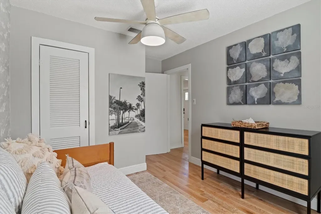 326 S Lime Avenue Sarasota FL 34237