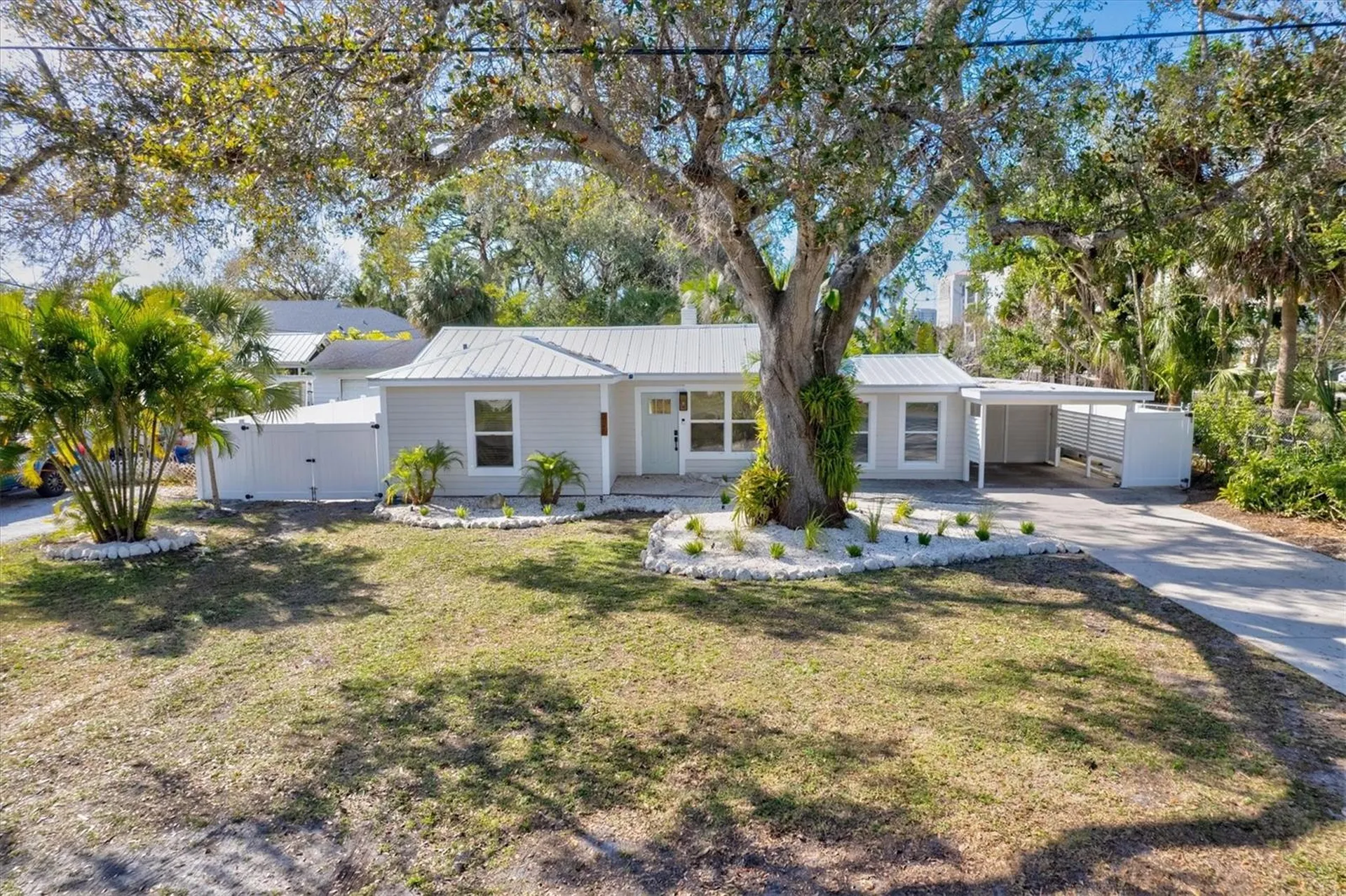 326 S Lime Avenue Sarasota FL 34237