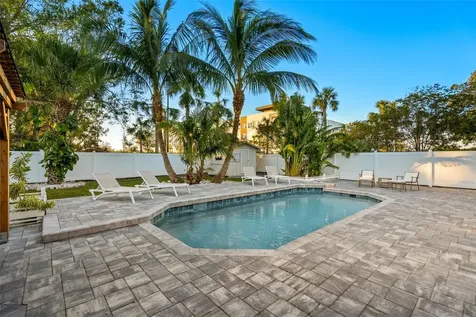 326 S Lime Avenue Sarasota FL 34237