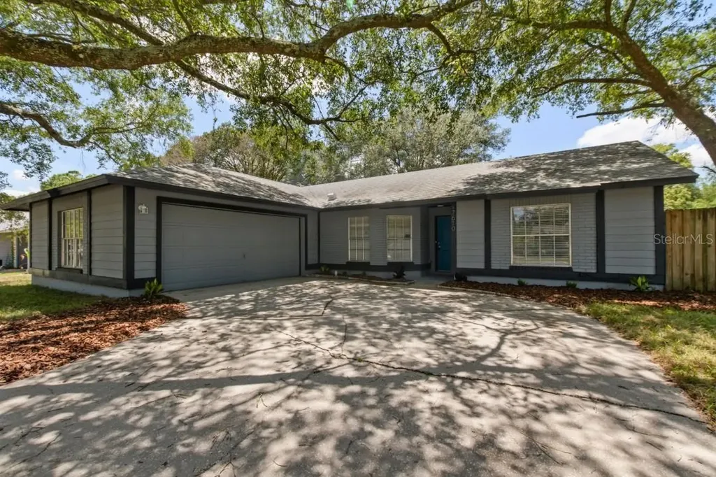 17610 Willow Pond Drive Lutz FL 33549