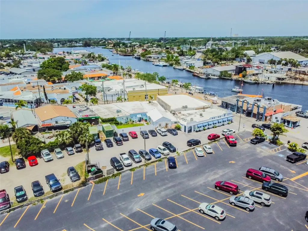00 Athens Tarpon Springs FL 34689