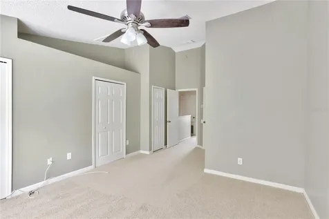 8639 Hunters Key Circle Tampa FL 33647