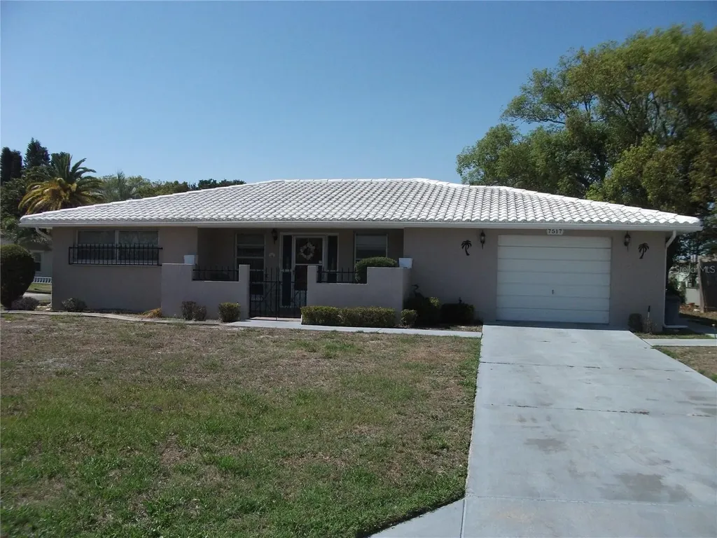 7517 Rosewood Drive Port Richey FL 34668