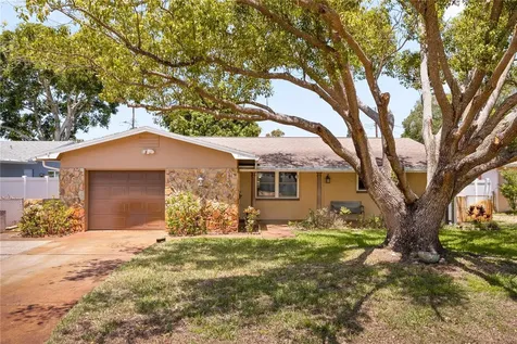 5611 12th Avenue N St Petersburg FL 33710