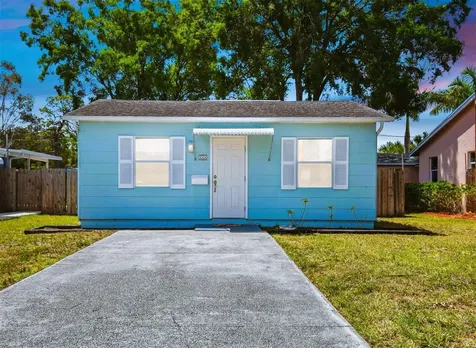 366 51st Avenue N St Petersburg FL 33703