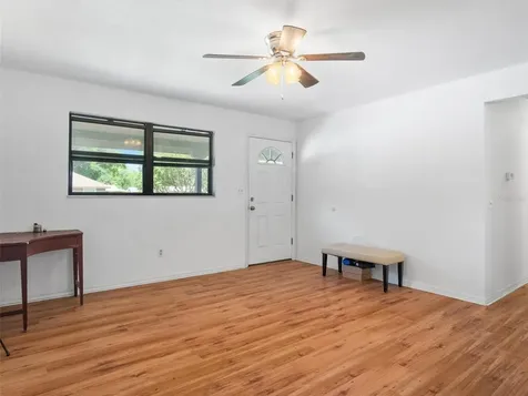 720 Stanley Avenue Wildwood FL 34785