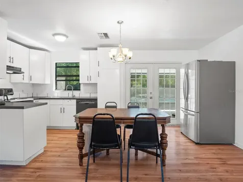 720 Stanley Avenue Wildwood FL 34785