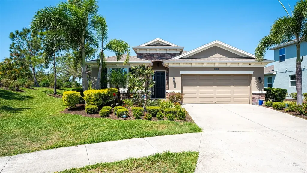 7841 Birdie Bend Way Sarasota FL 34241
