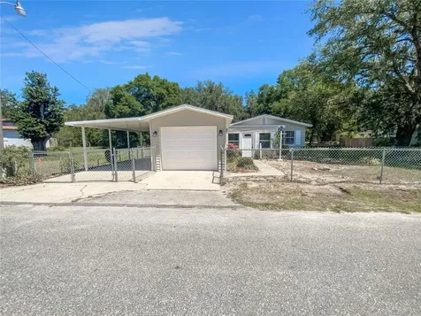 2304 Waitman Avenue Leesburg FL 34748