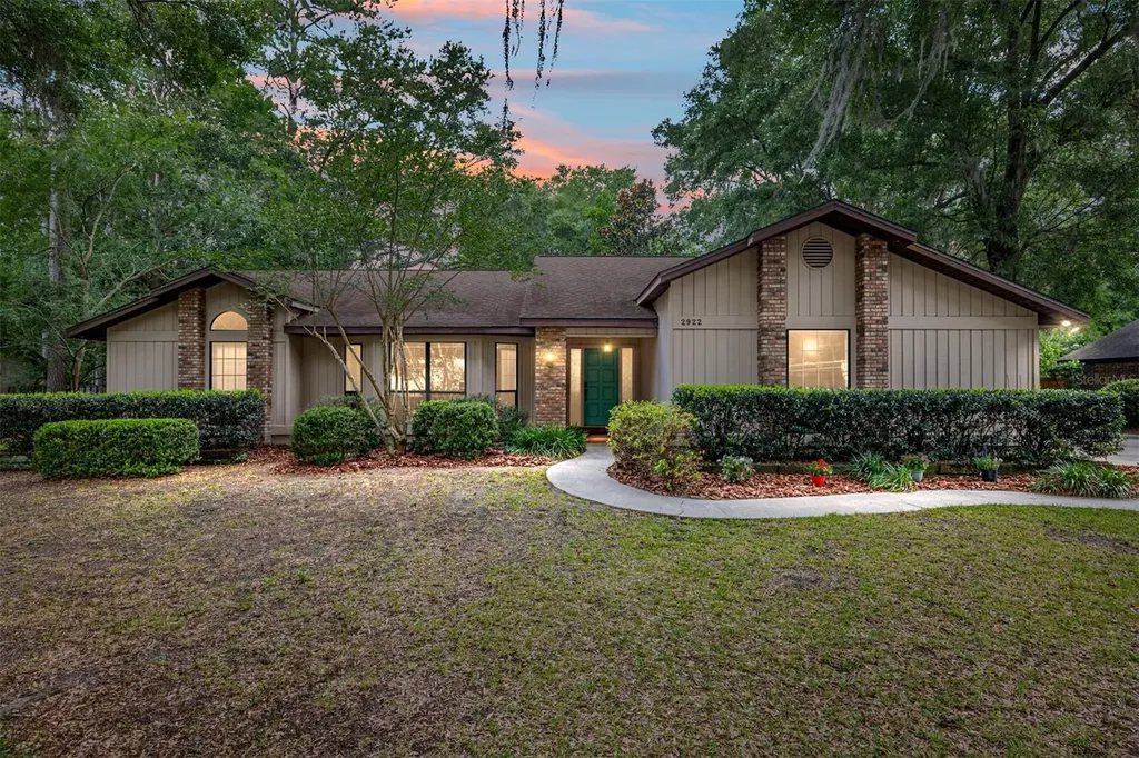 2922 NW 23rd Terrace Gainesville FL 32605