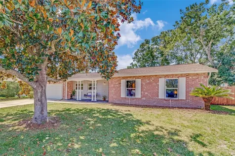 24 Carriage Hill Circle Casselberry FL 32707