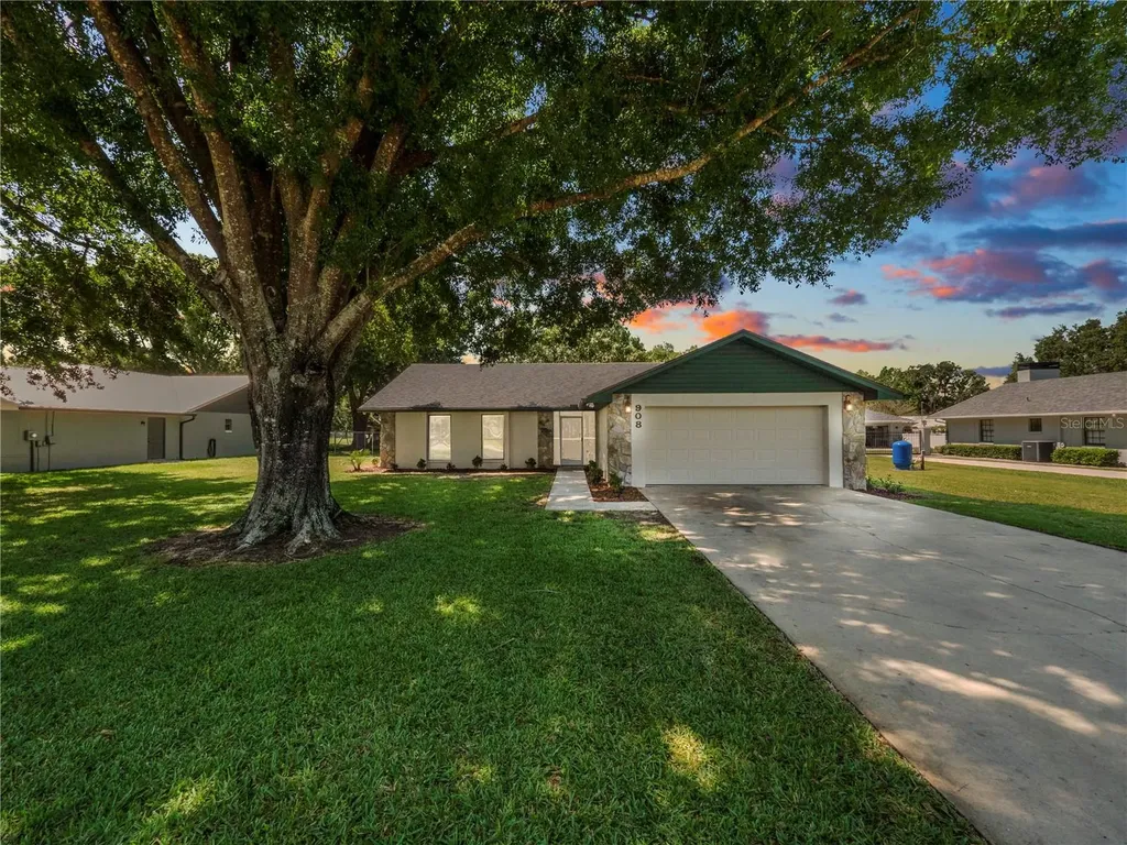908 Kristina Court Auburndale FL 33823
