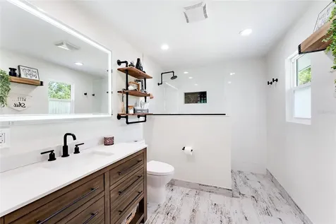 226 Linda Vista Street Debary FL 32713