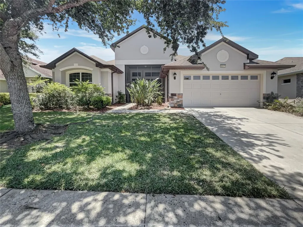 8217 Bridgeport Bay Circle Mount Dora FL 32757