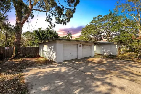 2008 19th Street W Bradenton FL 34205