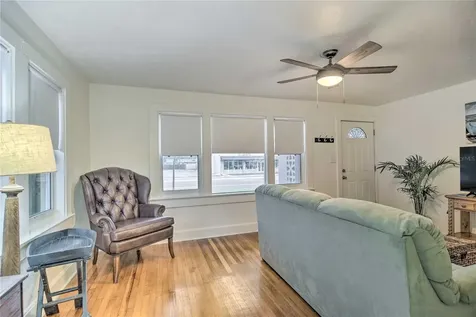3730 5th Avenue N St Petersburg FL 33713