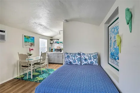 3730 5th Avenue N St Petersburg FL 33713