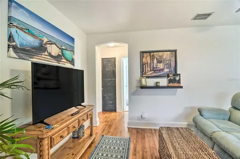 3730 5th Avenue N St Petersburg FL 33713