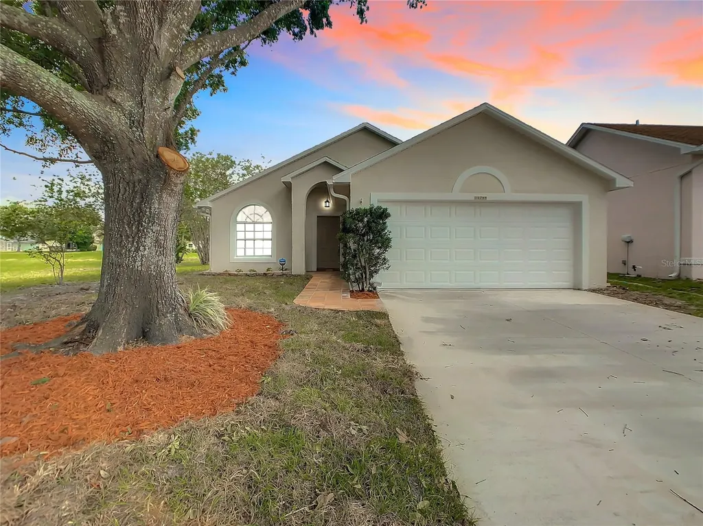 11748 Broad Oak Court Orlando FL 32837