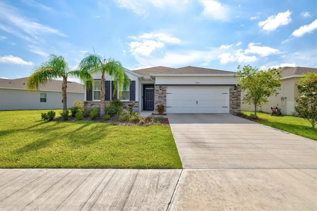 5905 Silver Palm Boulevard Bradenton FL 34211