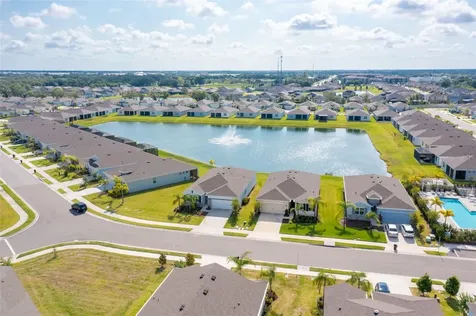 5905 Silver Palm Boulevard Bradenton FL 34211