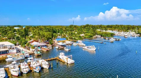 5905 Silver Palm Boulevard Bradenton FL 34211