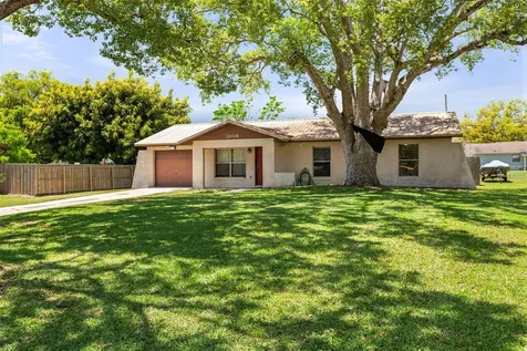 1806 Massachusetts Avenue Saint Cloud FL 34769