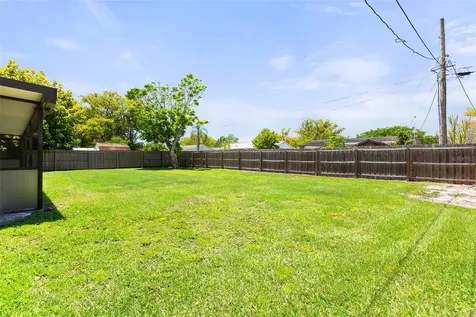1806 Massachusetts Avenue Saint Cloud FL 34769