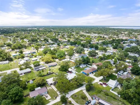 1806 Massachusetts Avenue Saint Cloud FL 34769