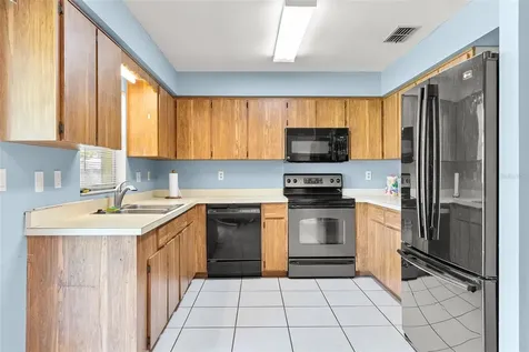 1806 Massachusetts Avenue Saint Cloud FL 34769