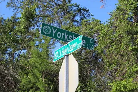 3145 Yorkshire Drive Deltona FL 32738