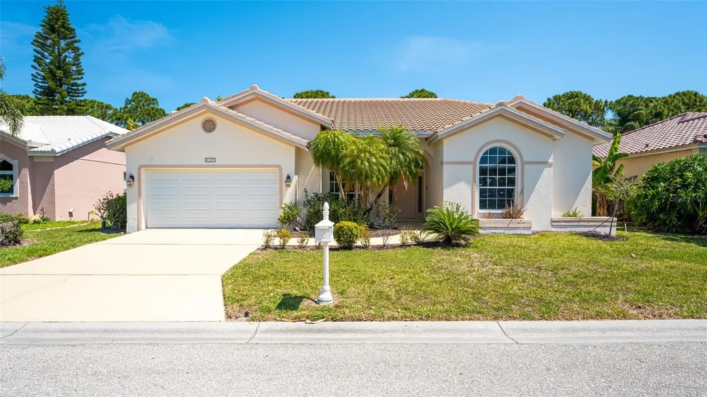 4121 Hearthstone Drive Sarasota FL 34238