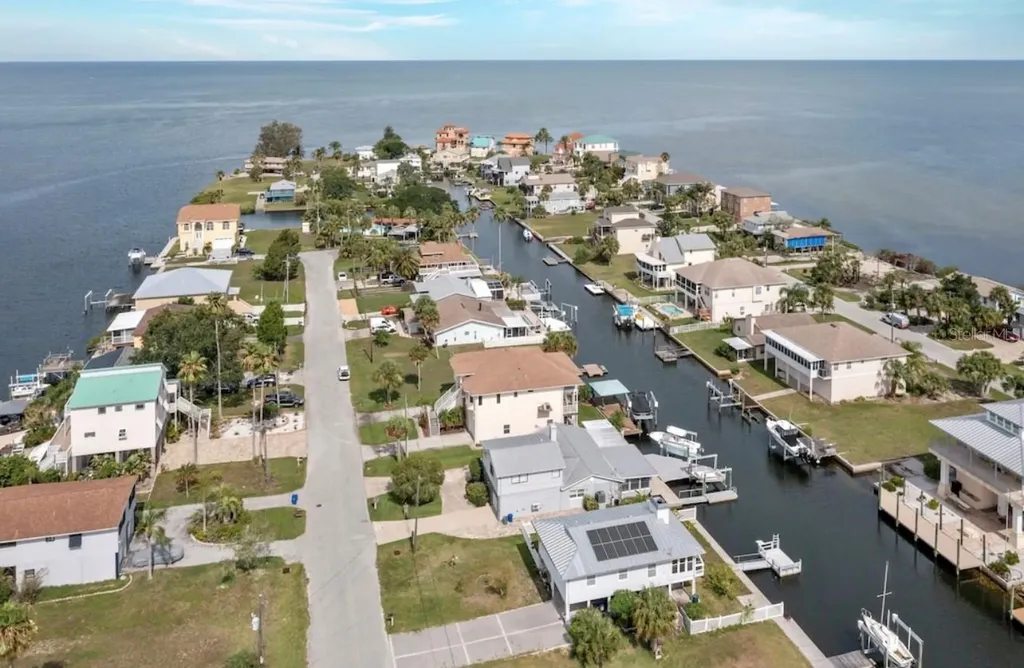6609 Seaview Boulevard Hudson FL 34667