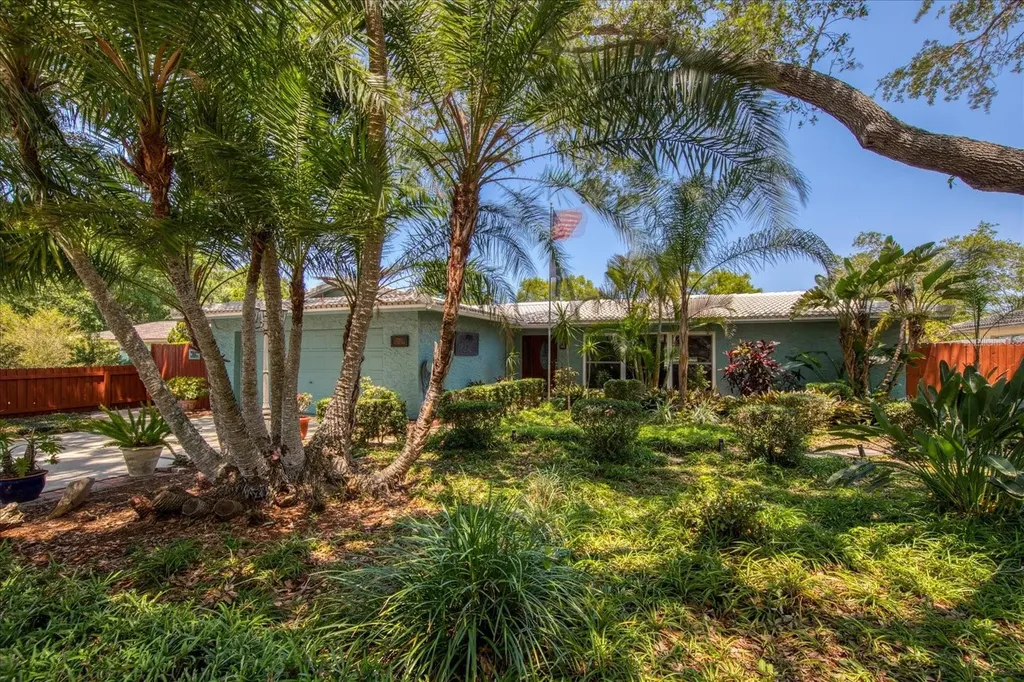 13371 88th Place Seminole FL 33776