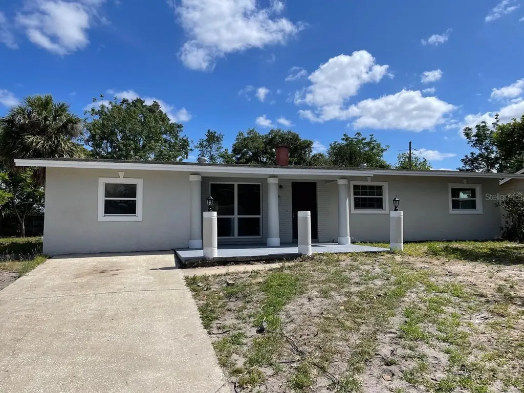 6207 N Hudson Street Orlando FL 32808