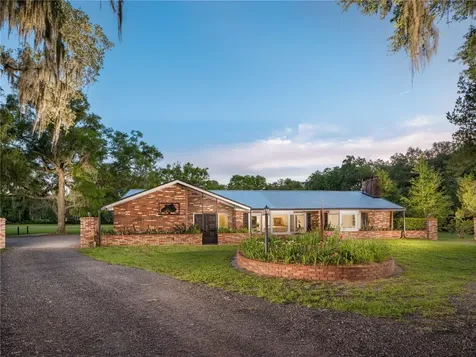 15150 NE Highway 27 Alt Williston FL 32696