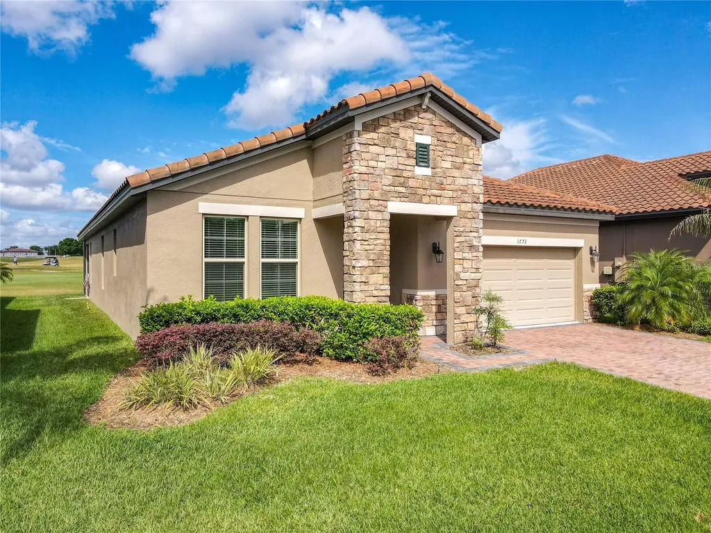1773 Benoit Terrace Davenport FL 33837