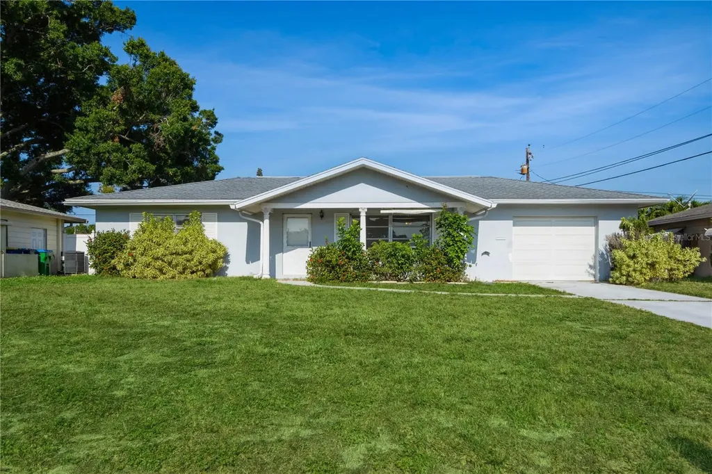 8878 110th Lane Seminole FL 33772