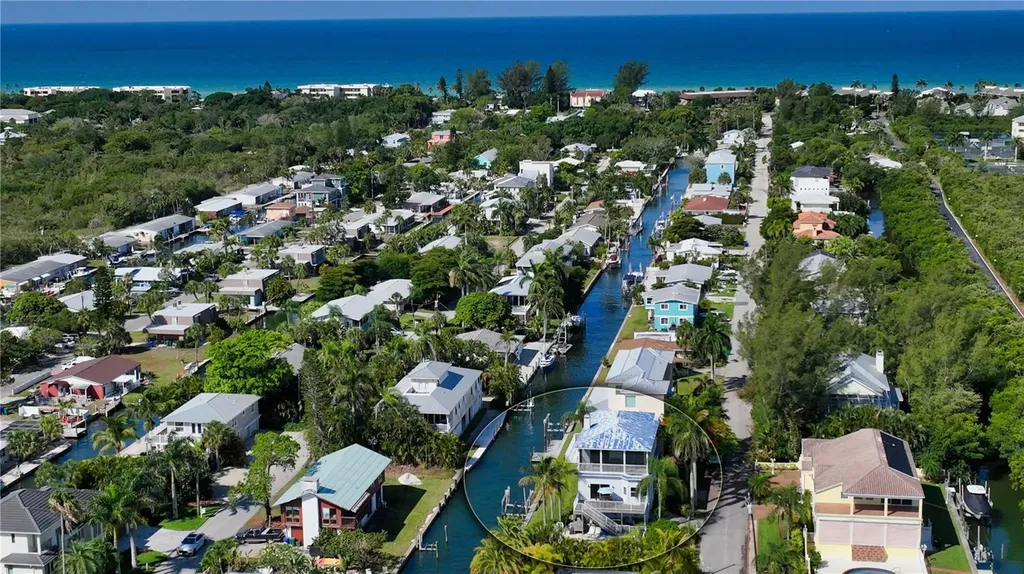 816 Jungle Queen Way Longboat Key FL 34228
