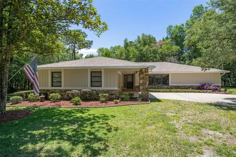 18 Jungleplum Court E Homosassa FL 34446