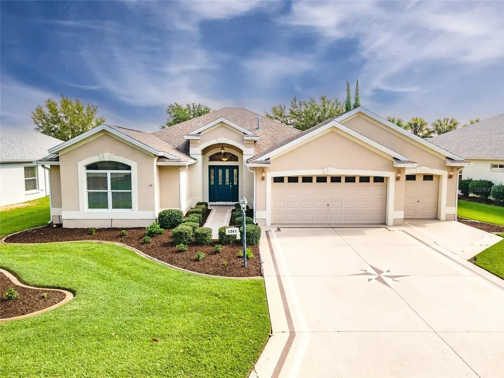 1561 Golden Ridge Drive The Villages FL 32162