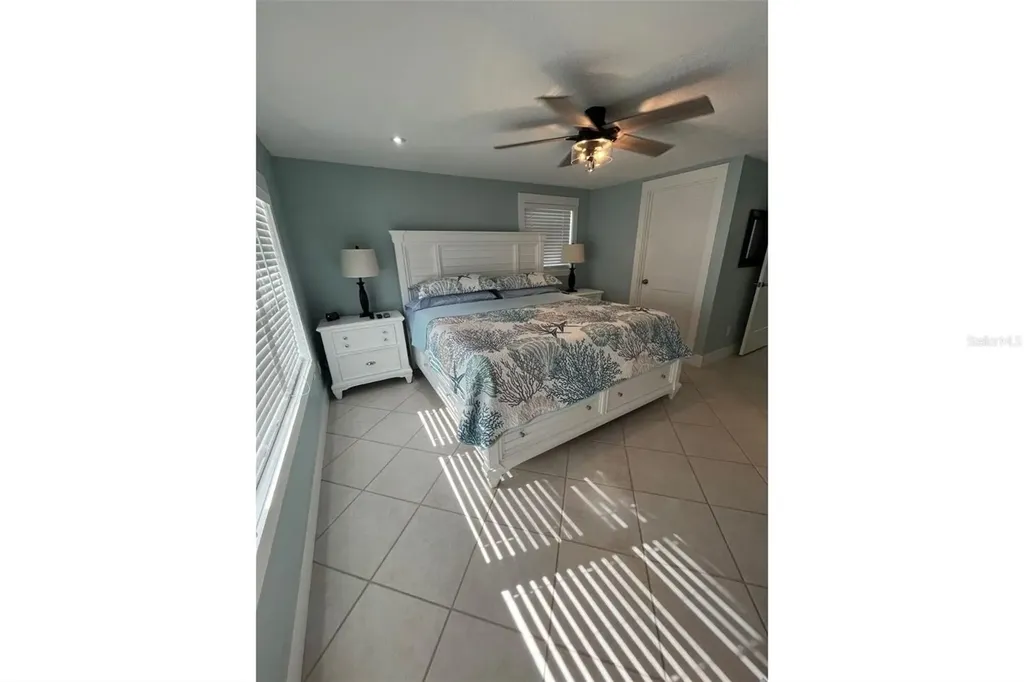 345 Avenida Leona Sarasota FL 34242