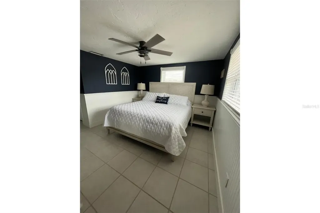 345 Avenida Leona Sarasota FL 34242