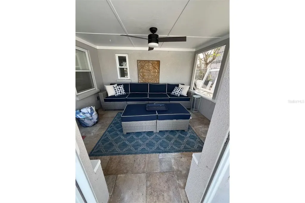 345 Avenida Leona Sarasota FL 34242