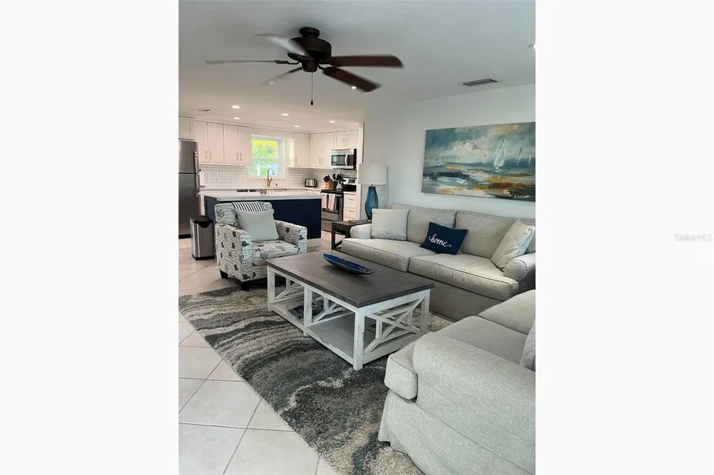 345 Avenida Leona Sarasota FL 34242