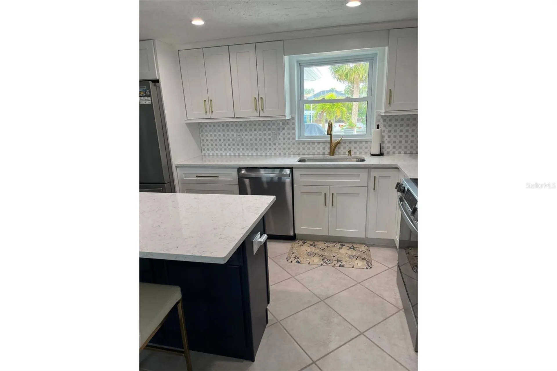 345 Avenida Leona Sarasota FL 34242