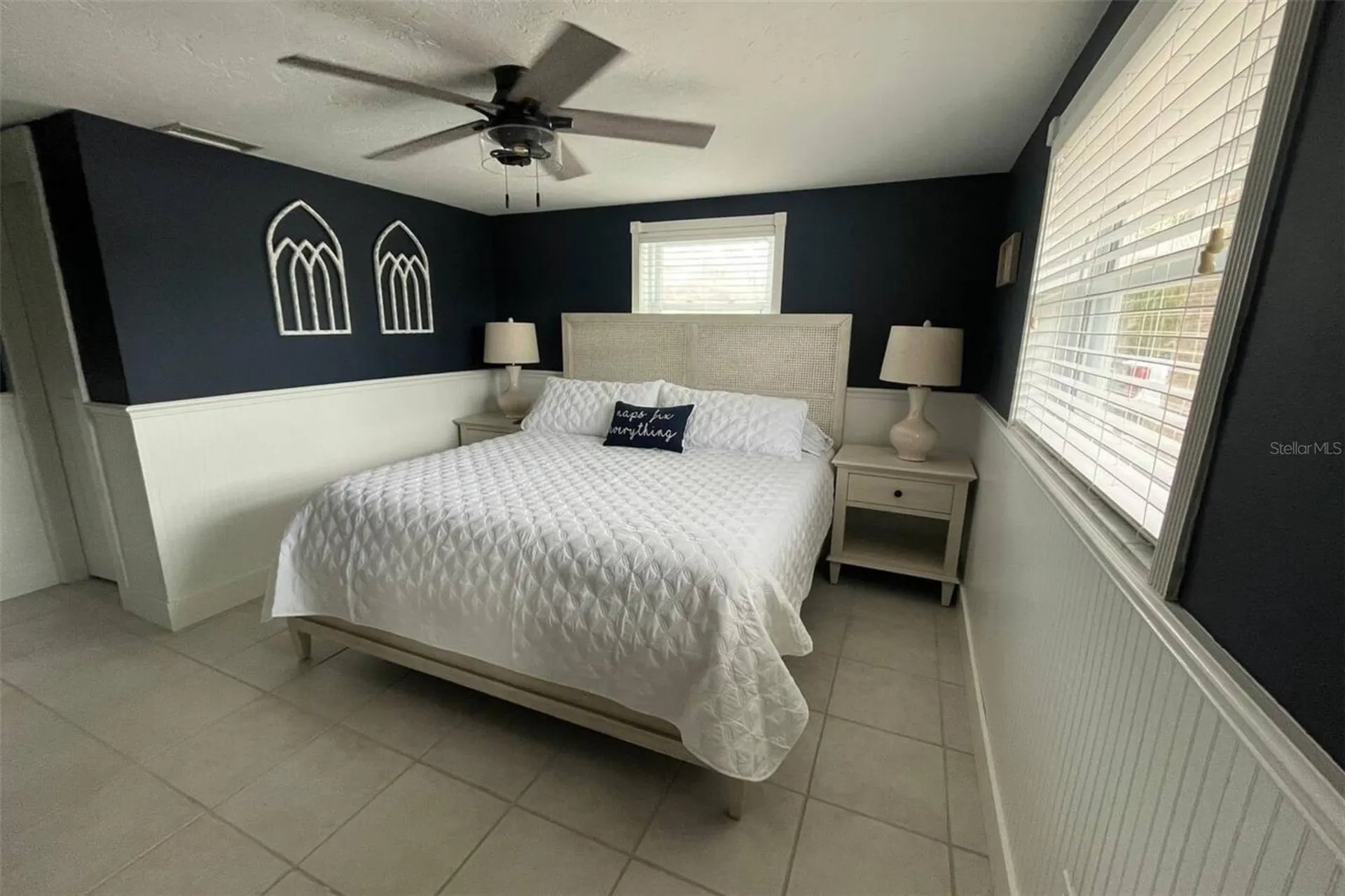 345 Avenida Leona Sarasota FL 34242