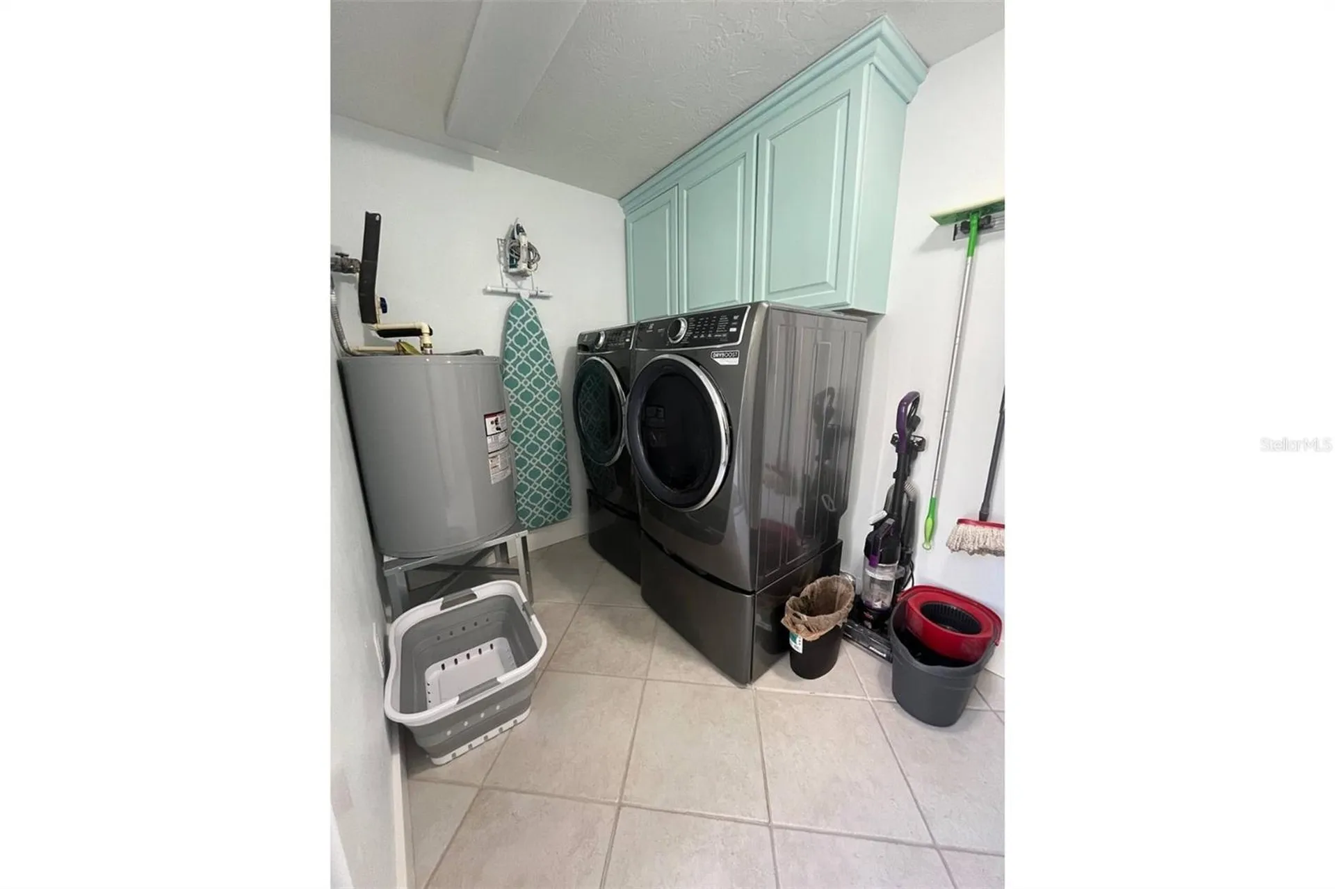 345 Avenida Leona Sarasota FL 34242
