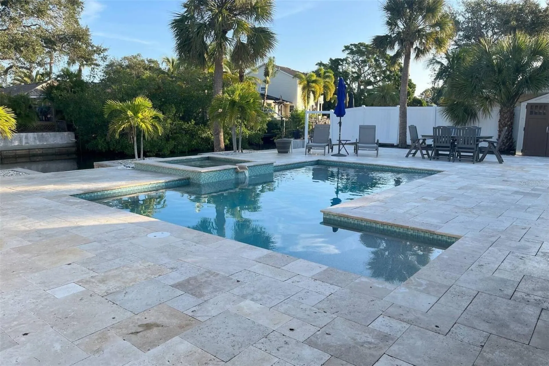 345 Avenida Leona Sarasota FL 34242
